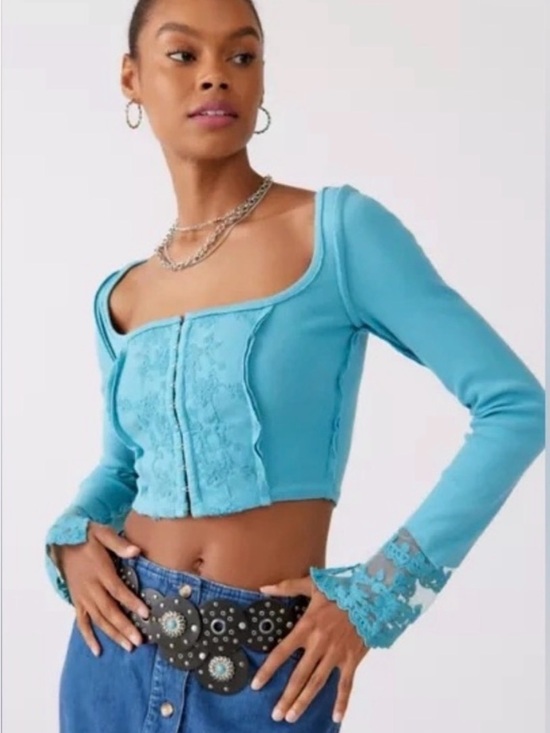 Urban Outfitters Tops - NWT Urban Outfitters Leona Lace Top
